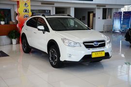 2015款斯巴鲁XV 2.0i精英导航版