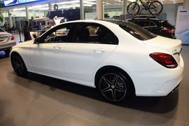 2015款奔驰C300运动型