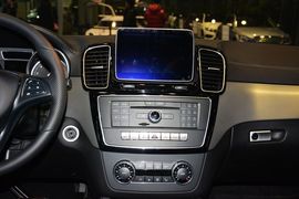 2015奔驰GLE320 4MATIC 运动SUV