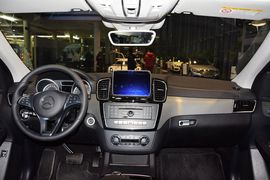 2015奔驰GLE320 4MATIC 运动SUV