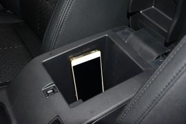 2015款MG名爵锐行1.4TGI自动精英版