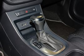 2015款MG名爵锐行1.4TGI自动精英版