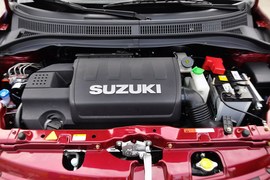 2015款铃木雨燕1.5L手动限定版