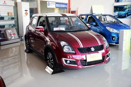 2015款铃木雨燕1.5L手动限定版