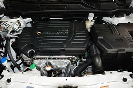 2015款铃木锋驭1.6L CVT两驱进取型