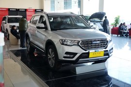 2015款哈弗H6 COUPE 2.0T自动两驱尊贵型