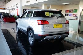 2015款哈弗H6 COUPE 2.0T自动两驱尊贵型