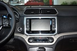 2015款哈弗H6 COUPE 2.0T自动两驱尊贵型