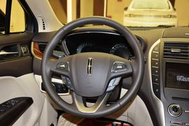 2014款林肯MKC 2.0T两驱尊雅版