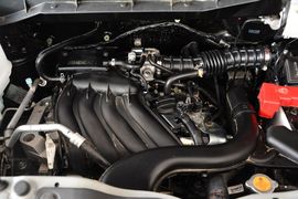 2014款日产NV200 1.6L CVT尊雅型