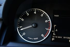 2015款路虎第四代发现3.0 V6 SC HSE