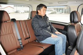 2016款东风风行CM7 2.0T手动豪华型到店实拍