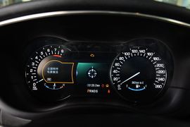 2014款林肯MKC 2.0T四驱尊雅版