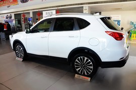 2015款广汽传祺GS5速博2.0L手自一体精英版