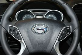 2015款广汽传祺GS5速博2.0L手自一体精英版