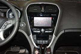 2015款广汽传祺GS5速博2.0L手自一体精英版