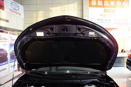 2016款丰田雷凌双擎1.8H V CVT豪华版