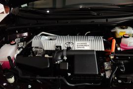 2016款丰田雷凌双擎1.8H V CVT豪华版