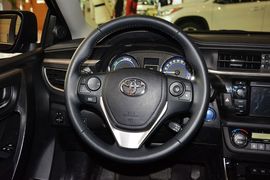 2016款丰田雷凌双擎1.8H V CVT豪华版