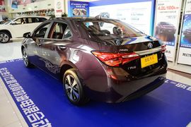 2016款丰田雷凌双擎1.8H V CVT豪华版