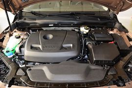 2016款沃尔沃V40 1.5T T3智尚版