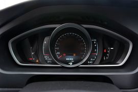 2016款沃尔沃V40 1.5T T3智尚版
