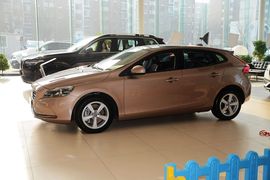 2016款沃尔沃V40 1.5T T3智尚版