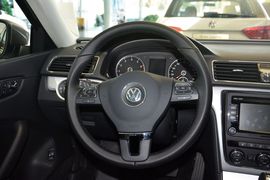 2015款大众帕萨特1.8TSI DSG御尊版