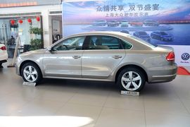 2015款大众帕萨特1.8TSI DSG御尊版