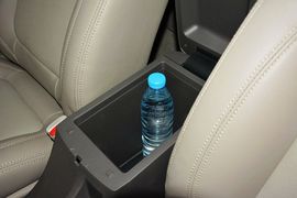 2014款东风风行景逸S50 1.5L手动尊贵型