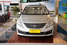 2014款东风风行景逸S50 1.5L手动尊贵型