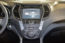 2013款现代格锐3.0L 7座两驱舒适版