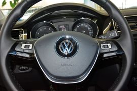 2015款大众速腾230TSI DSG豪华型