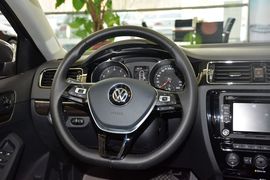 2015款大众速腾230TSI DSG豪华型