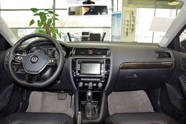 2015款大众速腾230TSI DSG豪华型