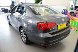 2015款大众速腾230TSI DSG豪华型