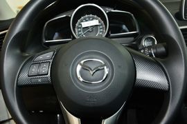2016款马自达3Axela昂克赛拉三厢1.5L自动舒适型