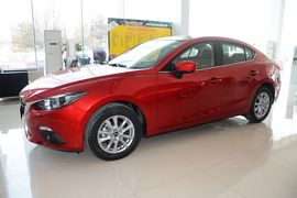 2016款马自达3Axela昂克赛拉三厢1.5L自动舒适型