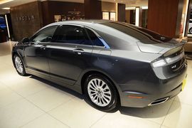 2014款林肯MKZ 2.0T尊享版