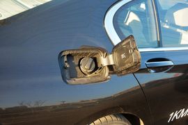 2016款宝马740Li尊享型