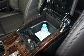 2016款路虎揽胜3.0 V6 SC Vogue