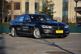 2016款宝马740Li尊享型