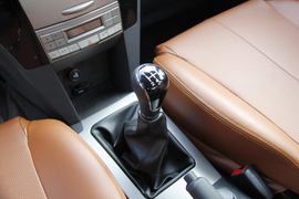 2016款中兴威虎TUV澳洲版 2.5T柴油四驱豪华版