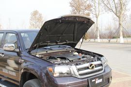 2016款中兴威虎TUV澳洲版 2.5T柴油四驱豪华版