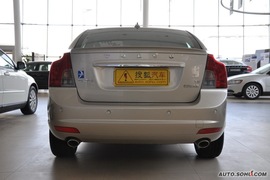 沃尔沃S40 T5 R-Design