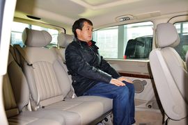 2013款奔驰唯雅诺3.0L舒适版到店实拍