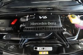 2013款奔驰唯雅诺3.0L舒适版