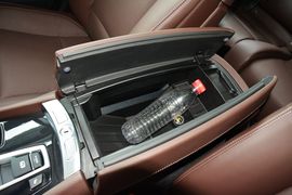 2015款宝马528i GT豪华型