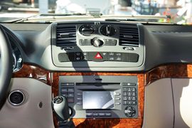 2013款奔驰唯雅诺3.0L舒适版