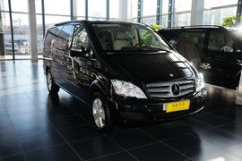 2013款奔驰唯雅诺3.0L舒适版